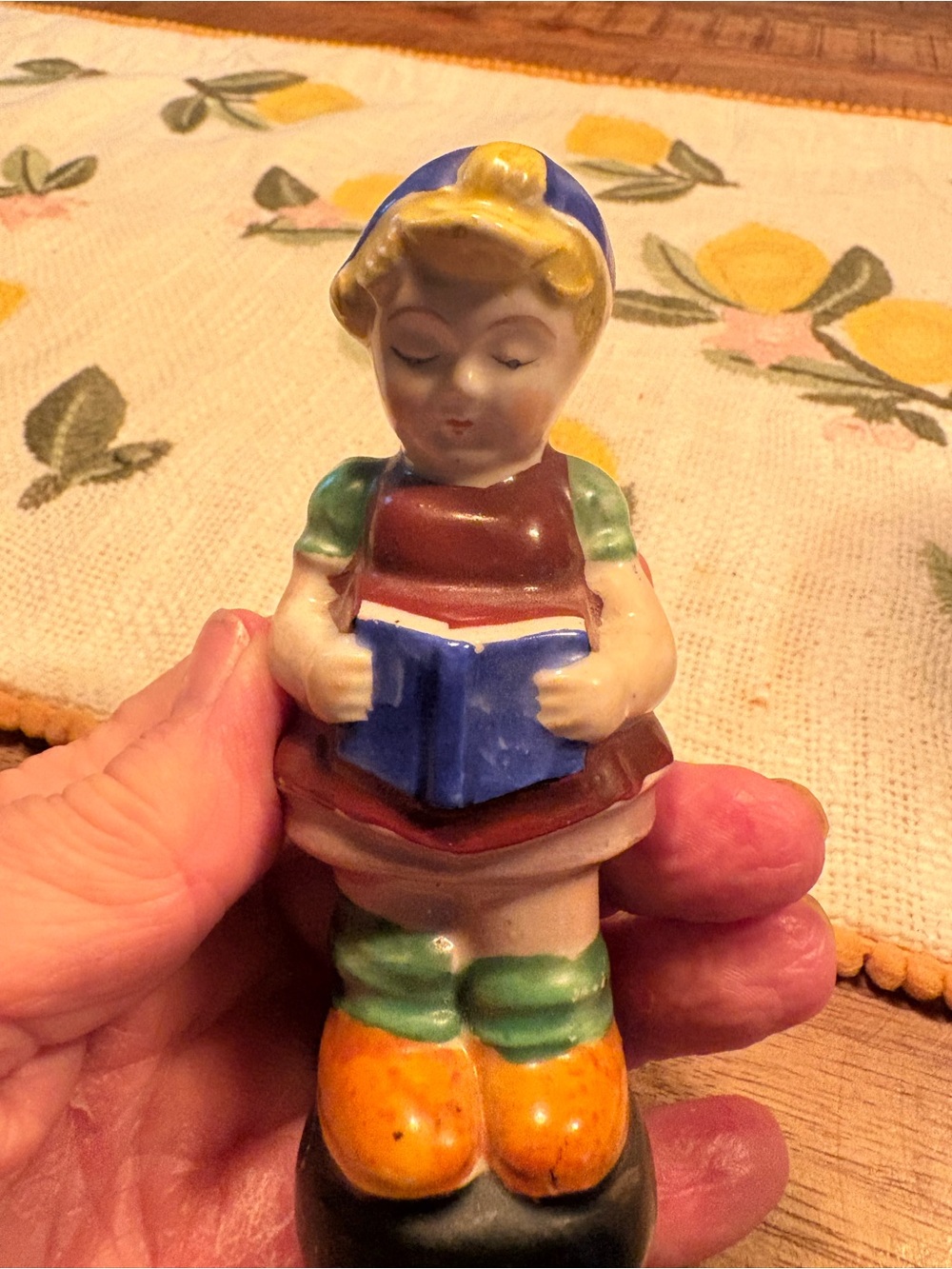Source Unknown Ceramic Girl Reading Figurine in Blue, Yellow and Green